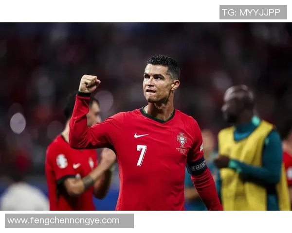 扎辫子的足球明星：他们如何通过独特发型与赛场表现征服球迷的心